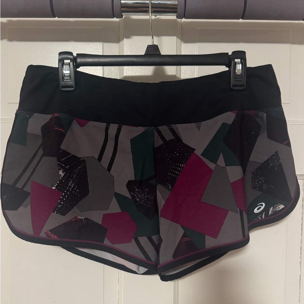 Asics Women's Athletic Shorts - Black and Purple Geometric
